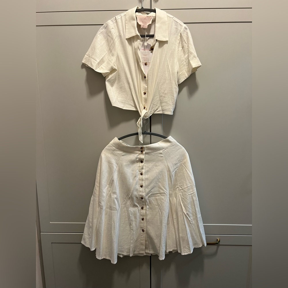 NWT - two piece set crop top and skirt